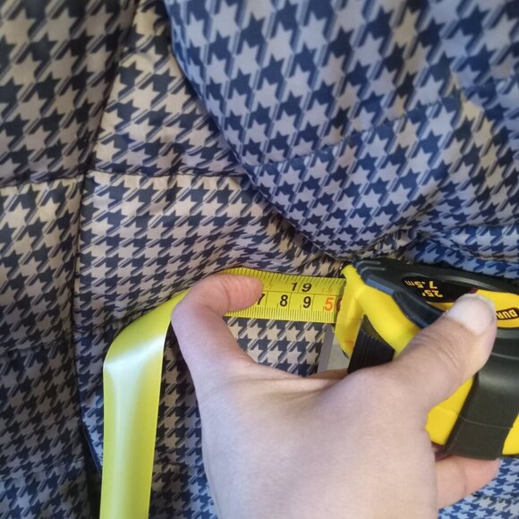 Petite- size S- puffer jacket with hidden hoodie - Picture 2 of 5